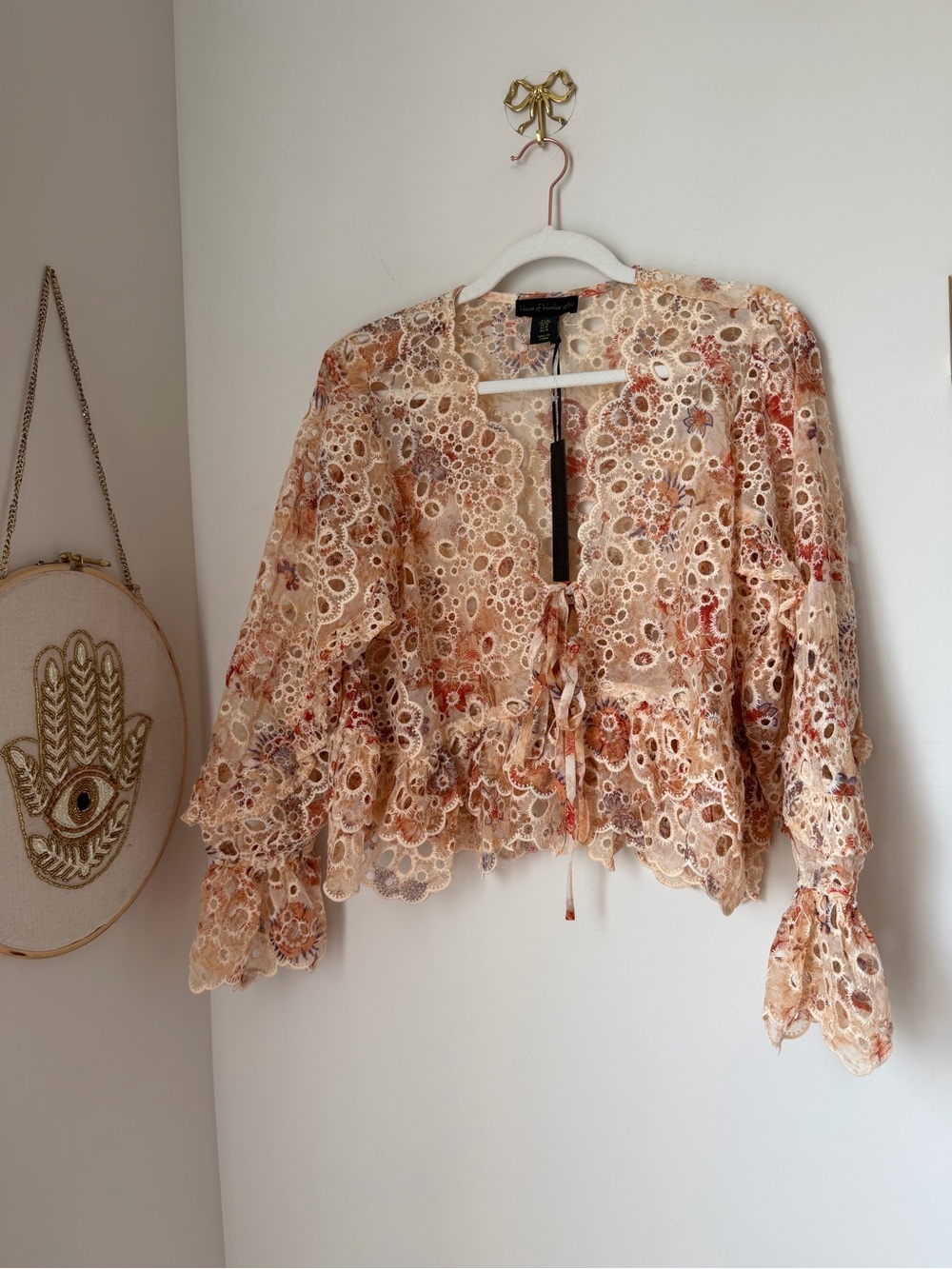 House of Harlow 1960 cream Floral Eyelet Lace Tie-Front Blouse